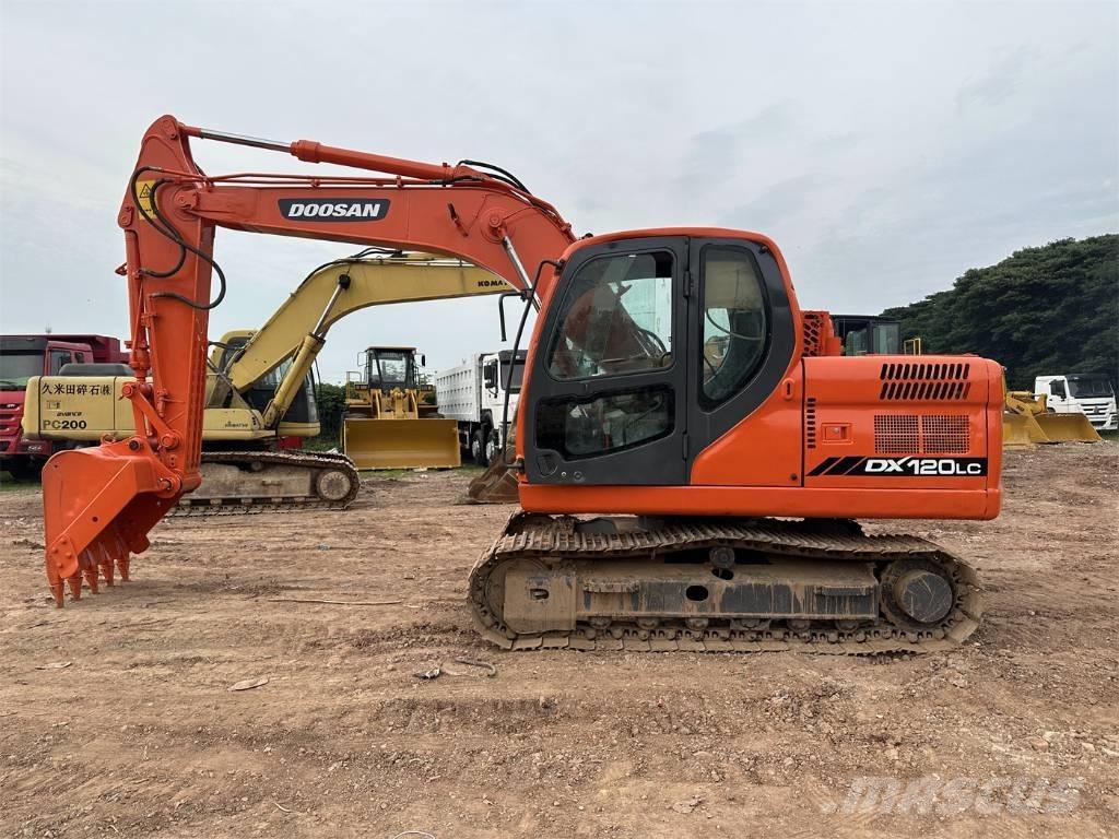 Doosan DX 120 Excavadoras de cadenas