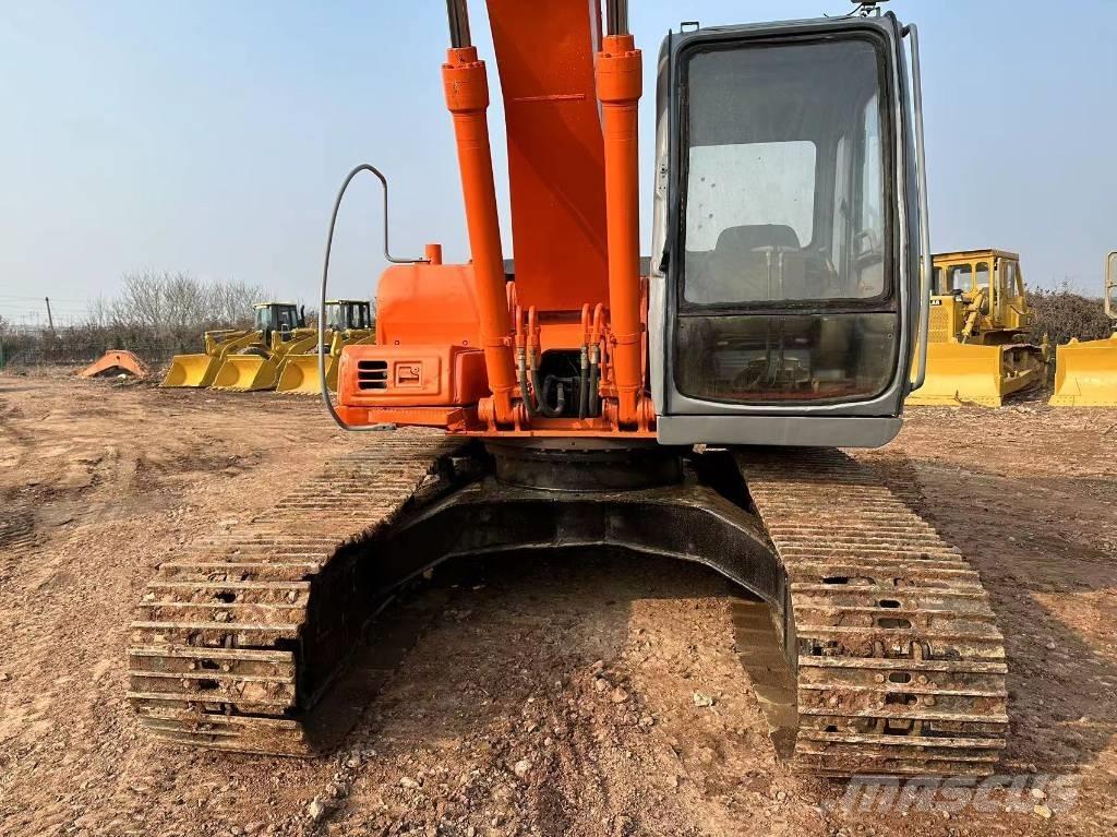 Hitachi EX 200 Excavadoras de cadenas
