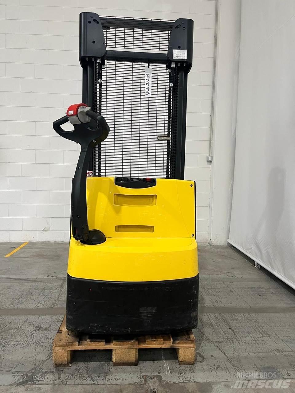 Hyster S1.2 Apiladores eléctricos
