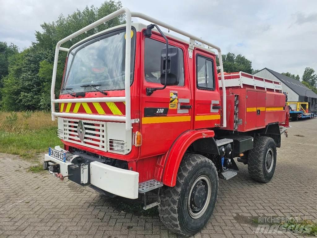 Renault M210 Camiones de Bomberos