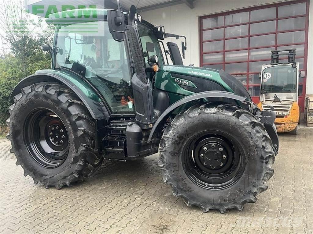 Valtra n 134 aktiv Tractores