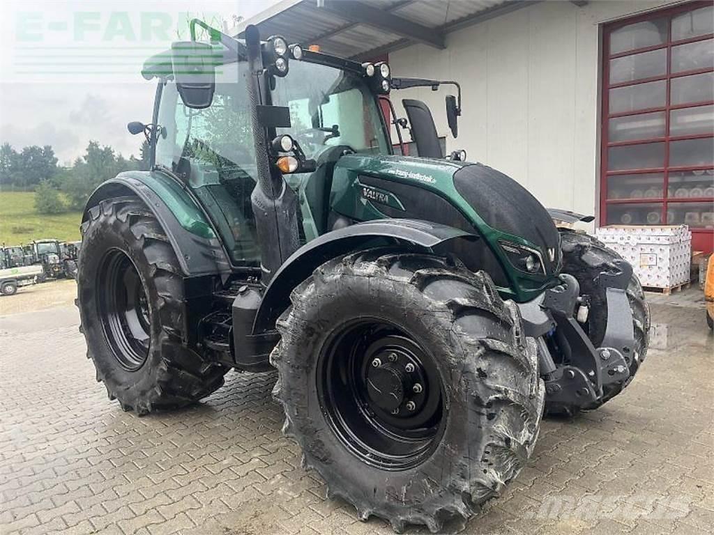 Valtra n 134 aktiv Tractores