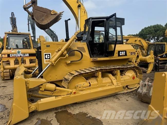 CAT D 7 G Buldozer sobre oruga