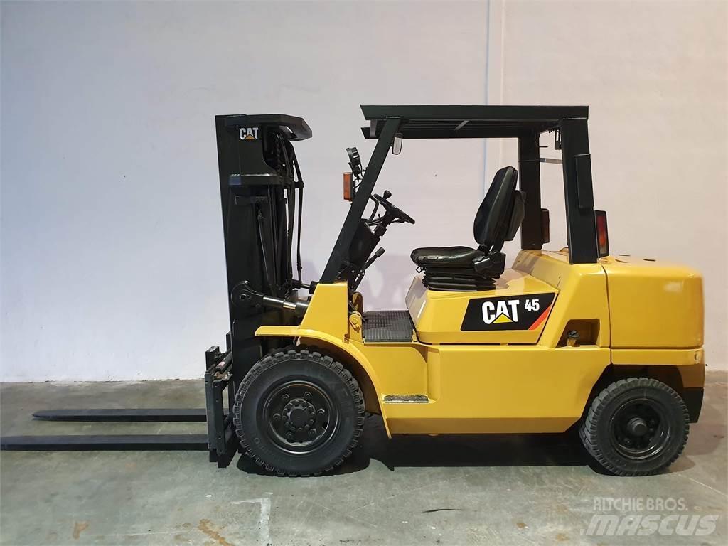 CAT DP45K2 MC Carretillas diesel