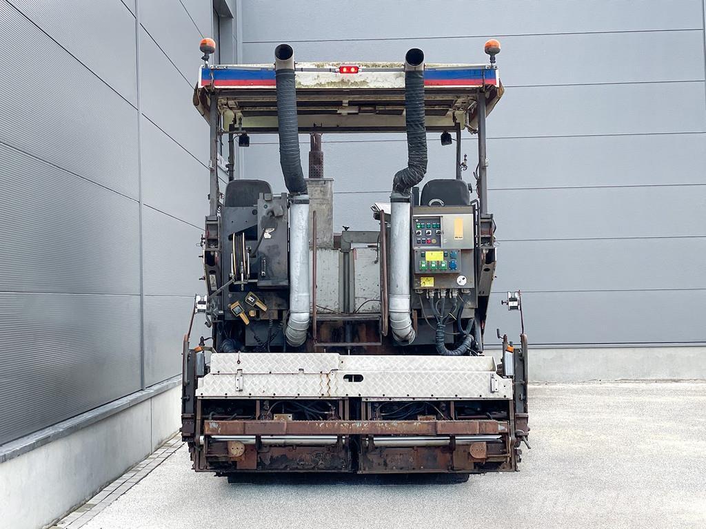 ABG 7820B Asfaltadoras