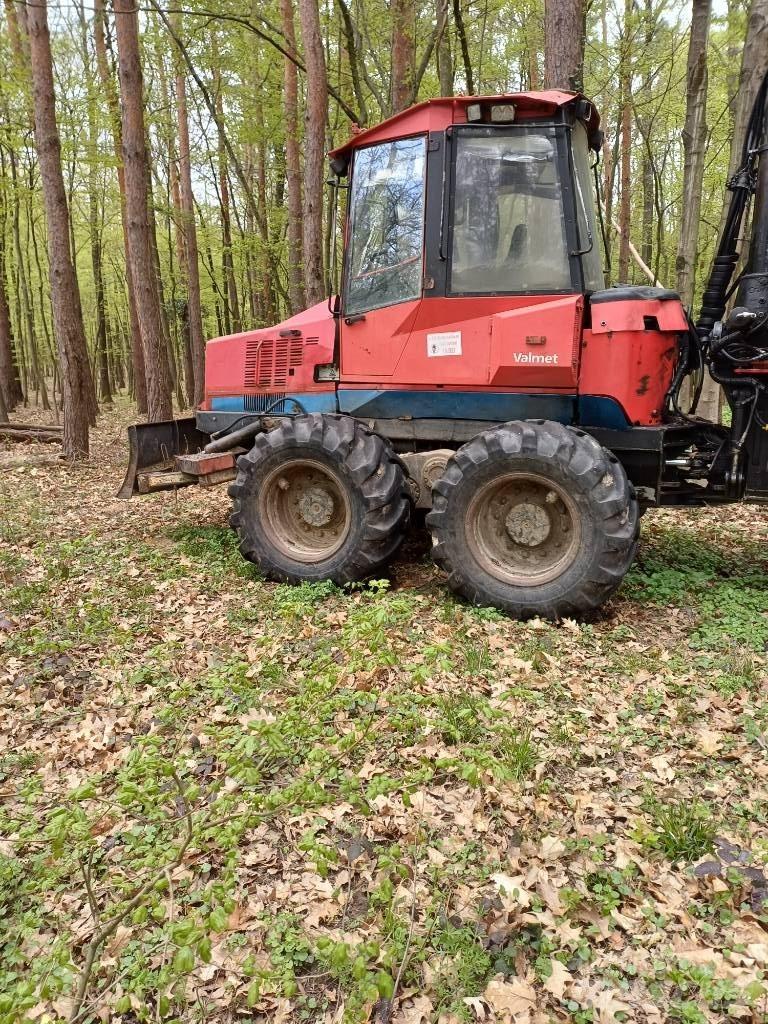 Valmet 840.2 Autocargadoras