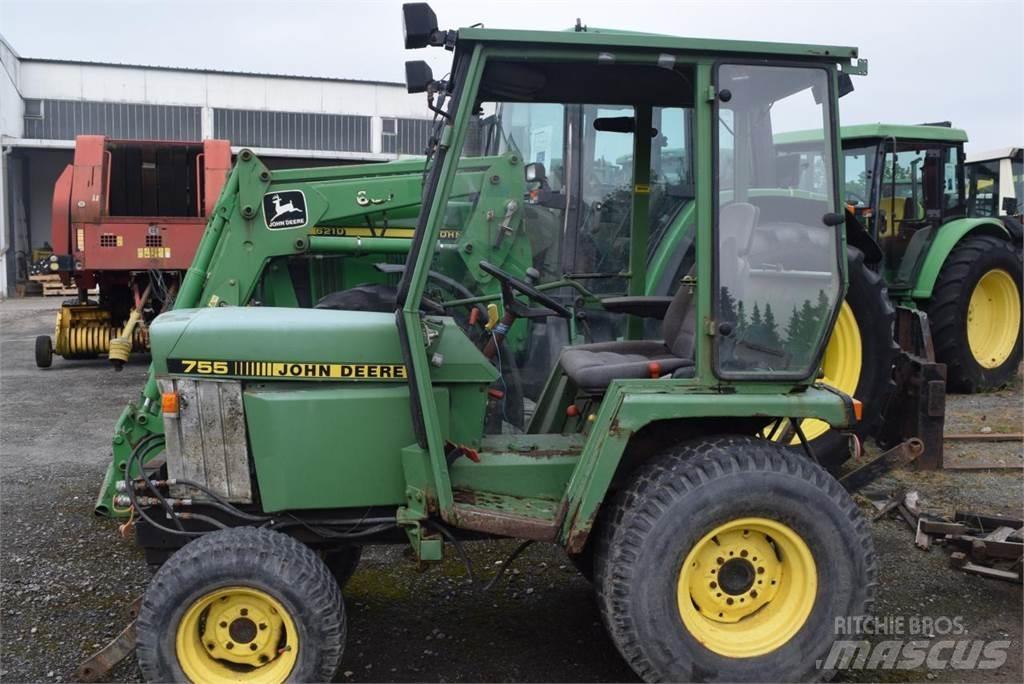 John Deere 755 Tractores