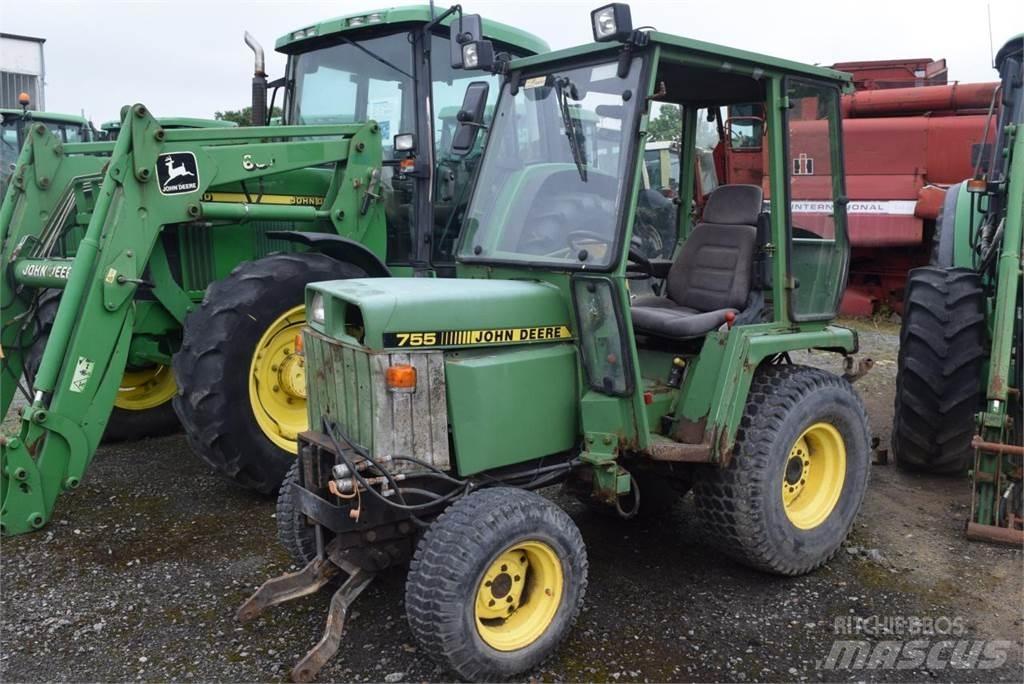 John Deere 755 Tractores