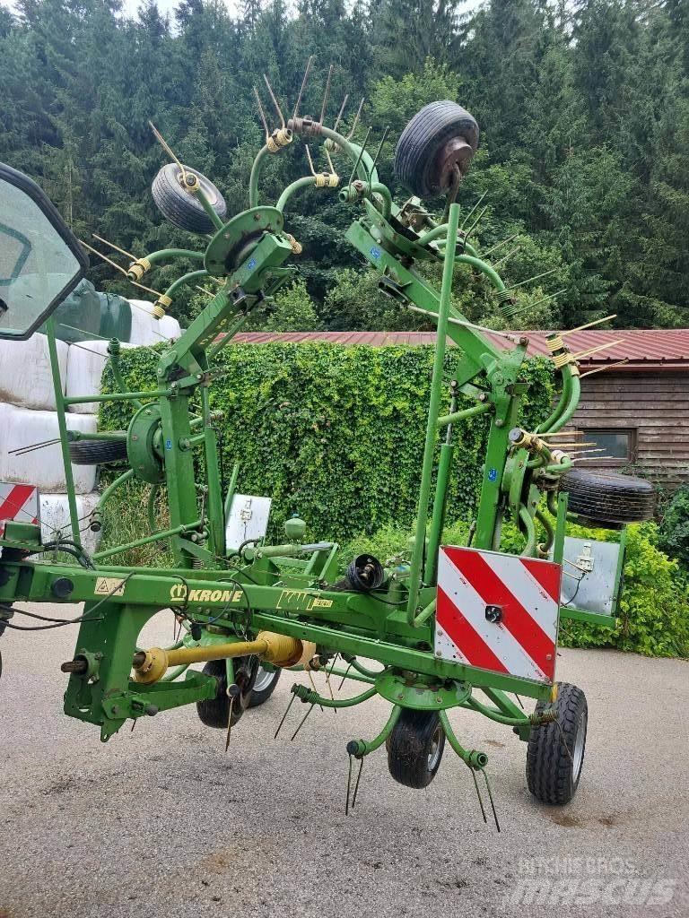 Krone KWT 7.82 Rastrillos y henificadores