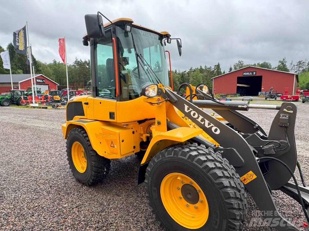 Volvo L 30 HS Cargadoras sobre ruedas