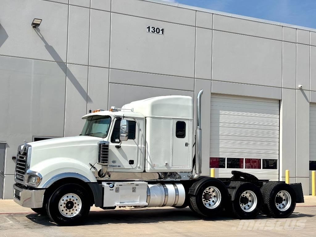 Mack Titan TD 713 Cabezas tractoras