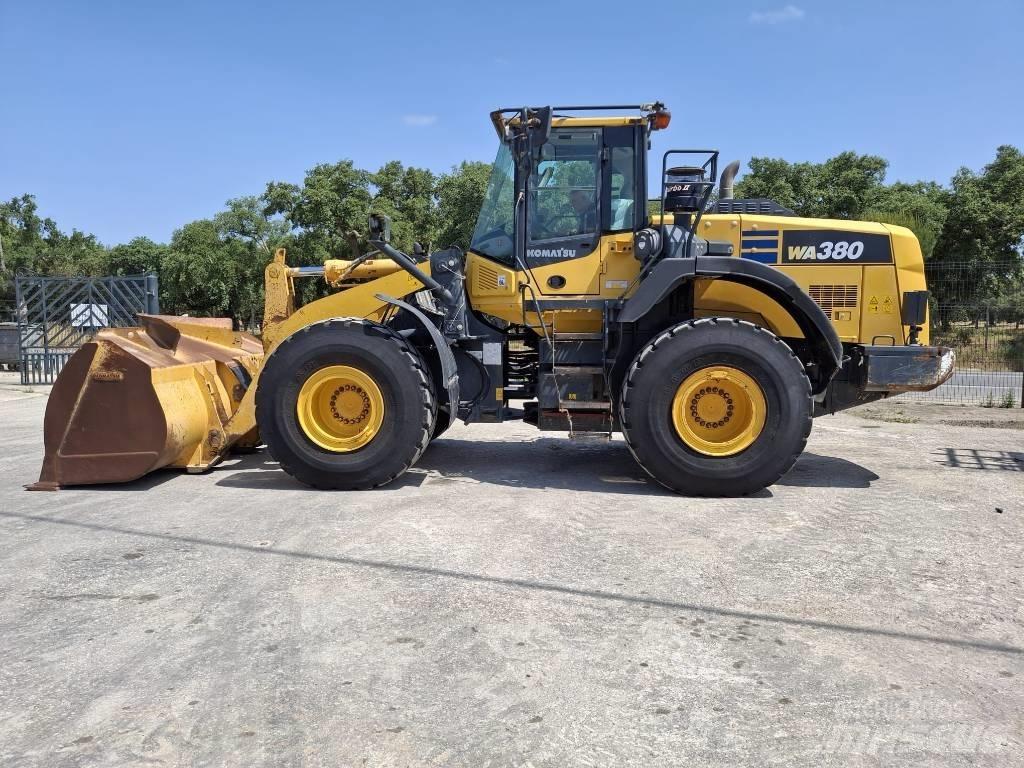 Komatsu WA 380-8 Palas cargadoras