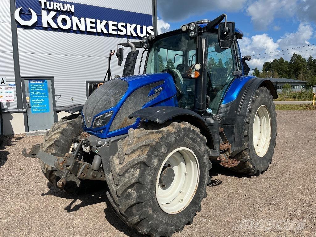Valtra N174 Tractores