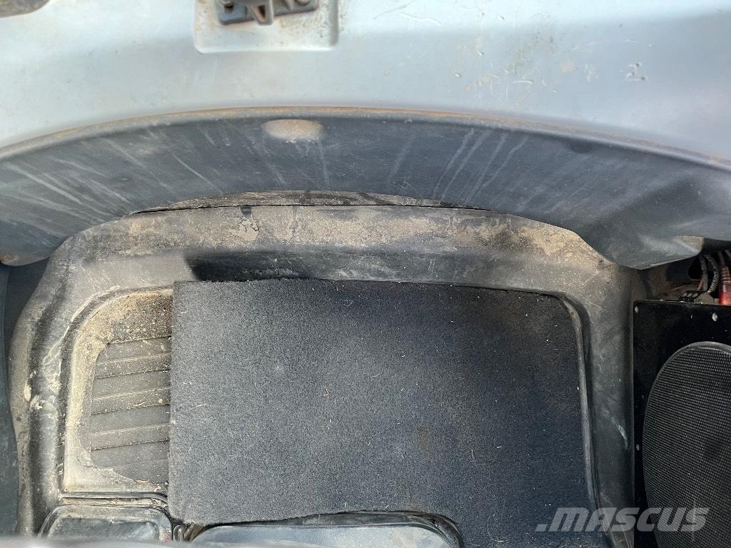 Valtra N174 Tractores