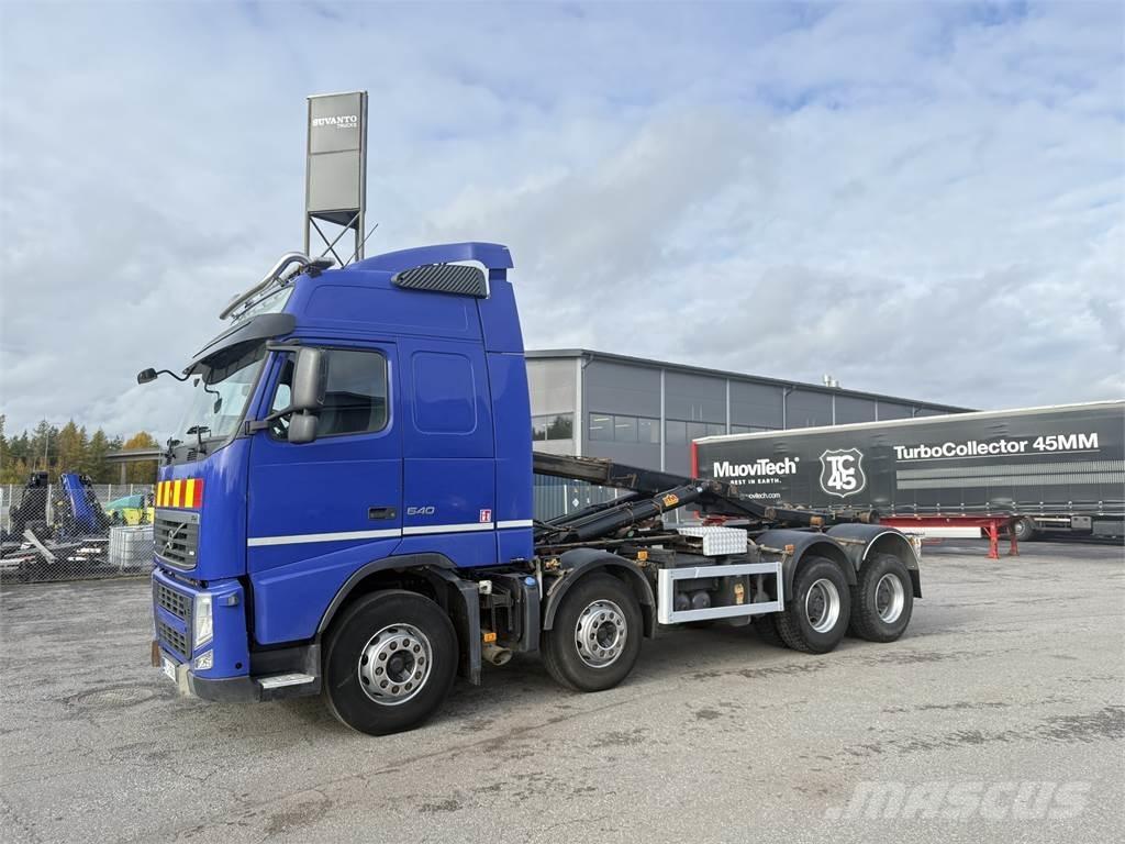 Volvo FH 540 8X4 Camiones polibrazo