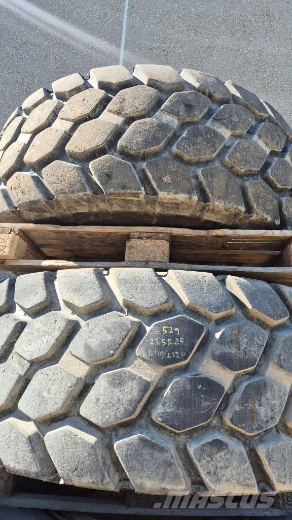 Bridgestone 23.5R25 Neumáticos, ruedas y llantas