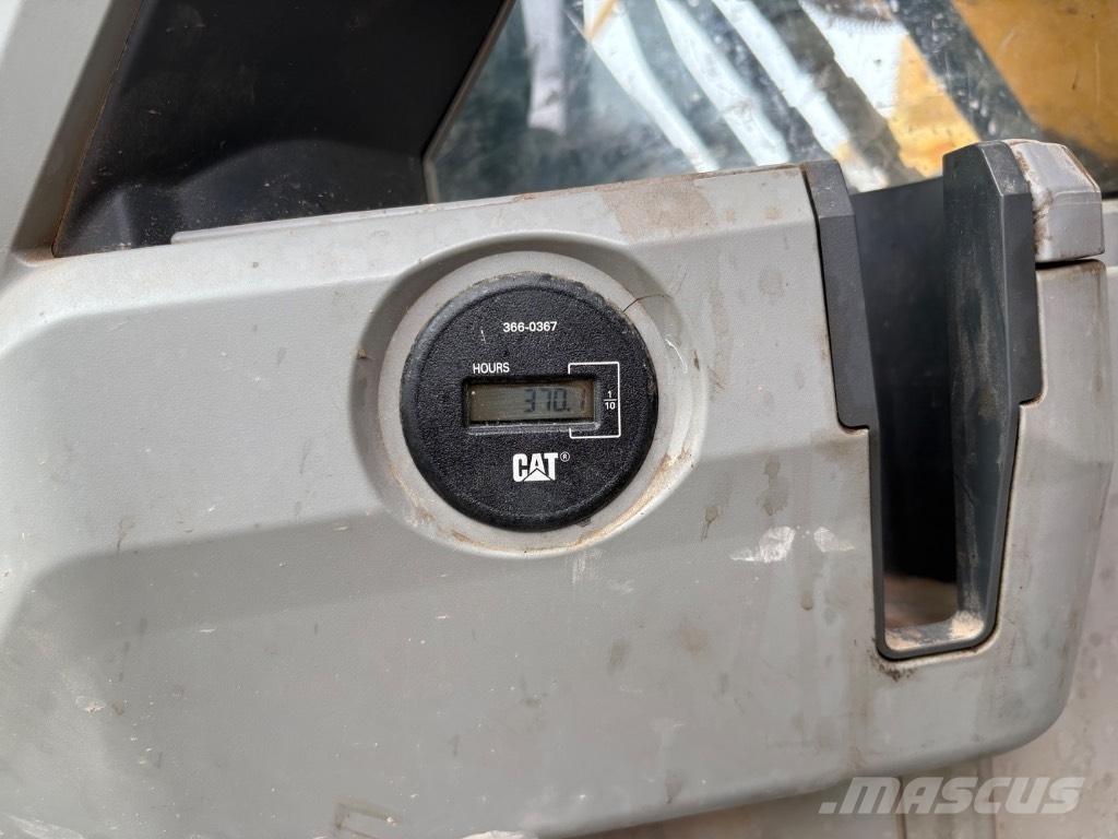 CAT 323 F L Excavadoras de cadenas