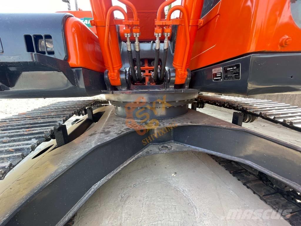 Doosan DX 225 LC Excavadoras de cadenas