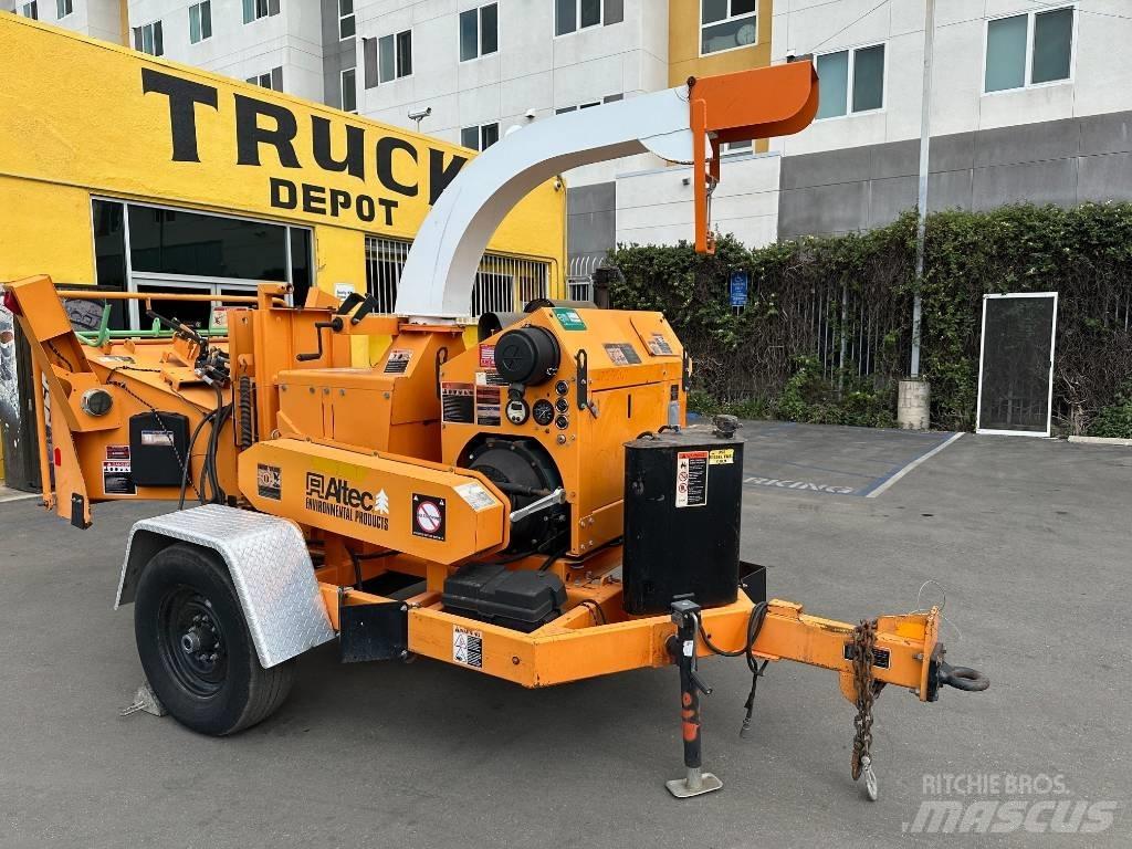 Altec CFD 1217 Remolques volquete para virutas de madera