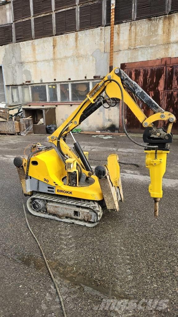 Brokk 90 Excavadoras de demolición