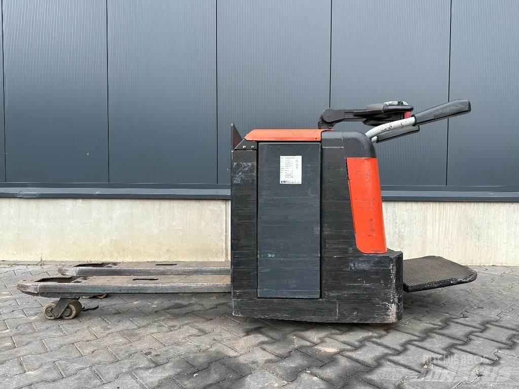 BT LPE240/M Apiladores eléctricos