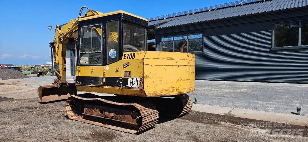 CAT E 70 B Excavadoras 7t - 12t