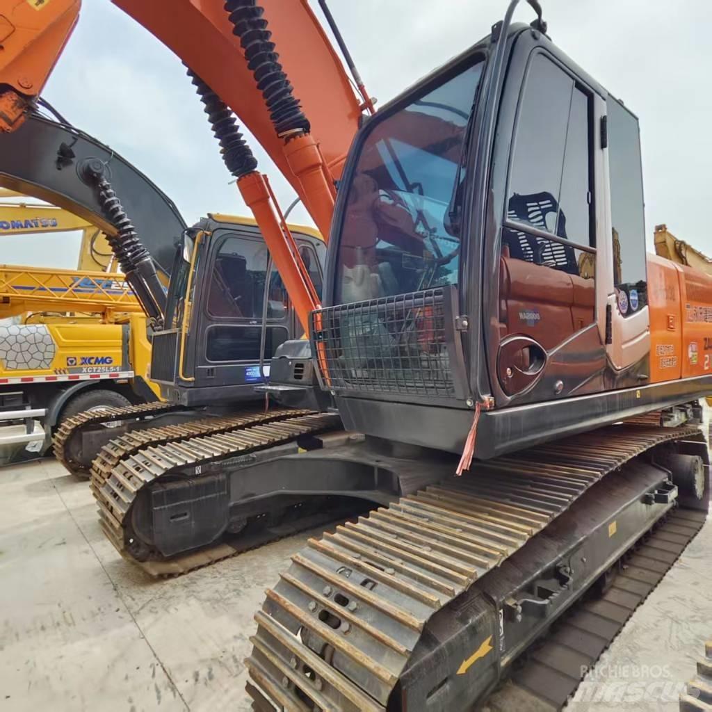 Hitachi ZX 210 Excavadoras de cadenas