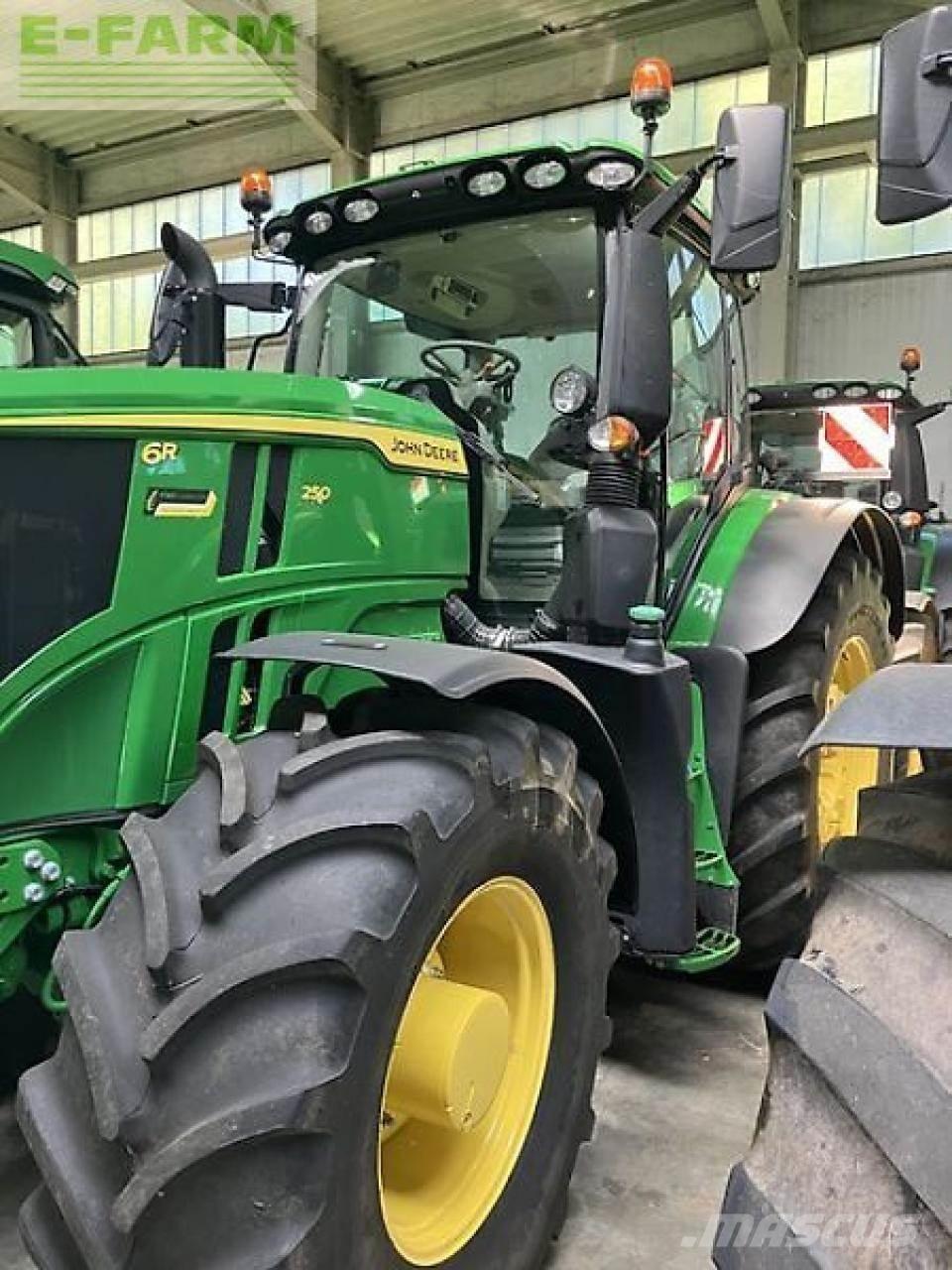 John Deere 6r 250 Tractores