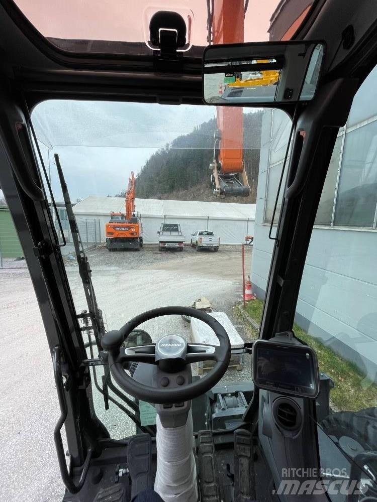 Develon DX 210 W-7 Excavadoras