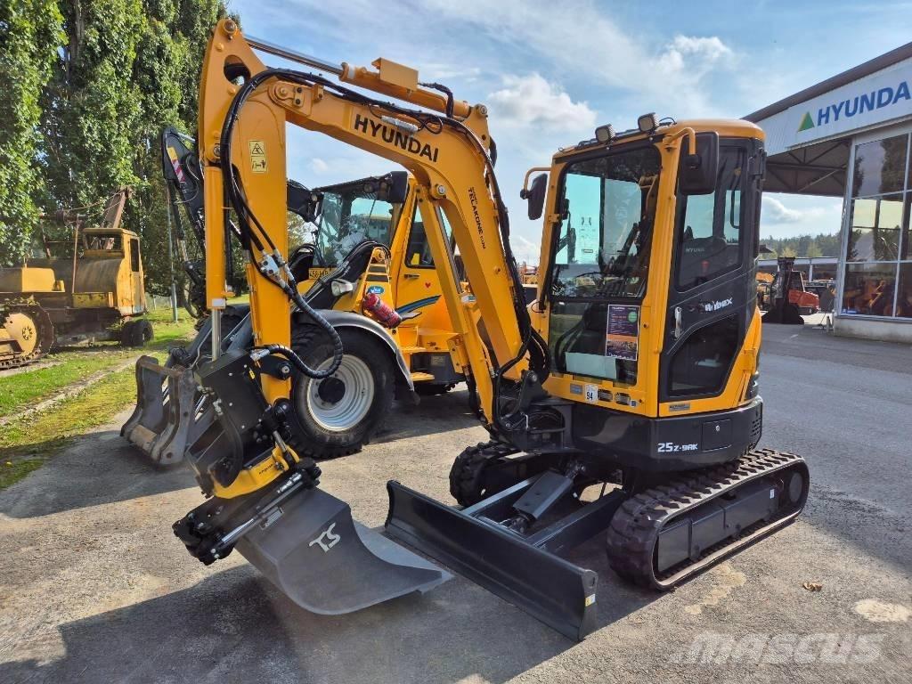 Hyundai R 25 Z-9AK Mini excavadoras < 7t