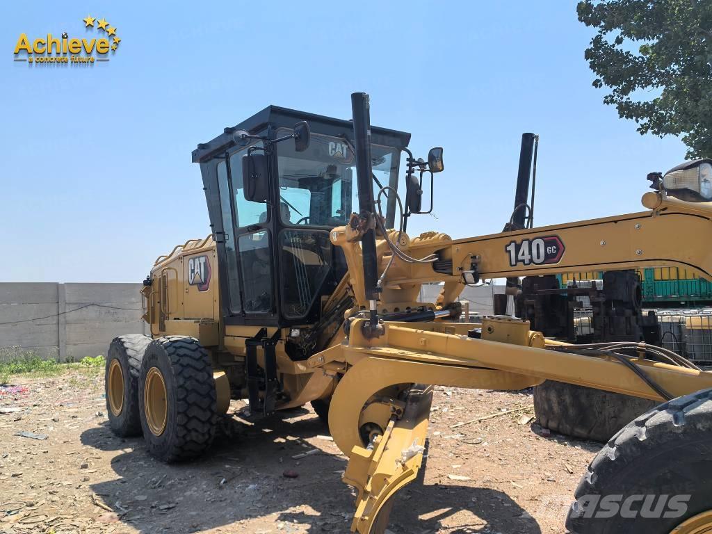 CAT 140 GC Motoniveladoras