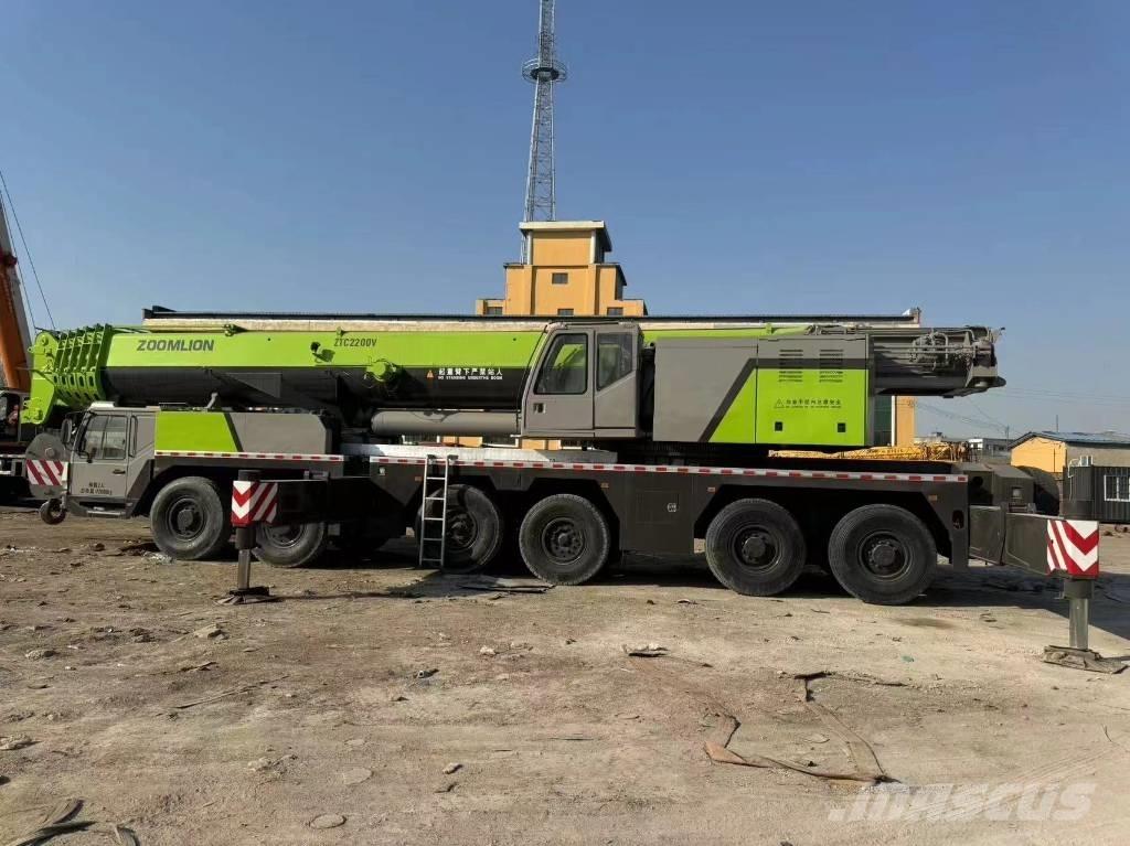 Zoomlion 220 Ton Grúas todo terreno