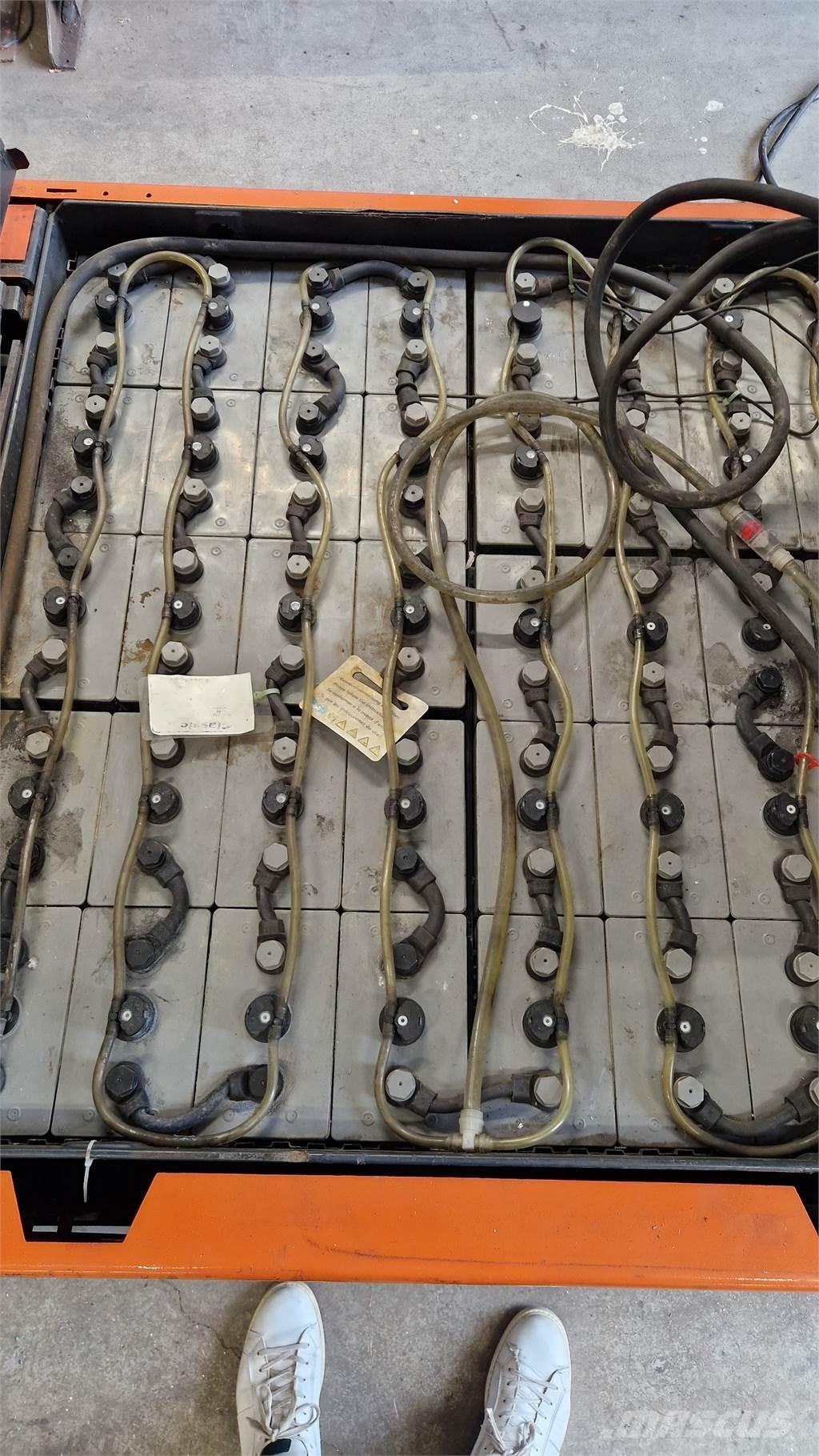 Toyota 7FBMF30 Carretillas de horquilla eléctrica