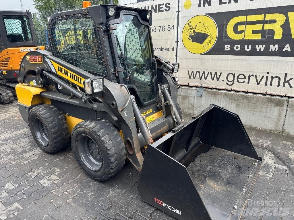 New Holland L220 Minicargadoras