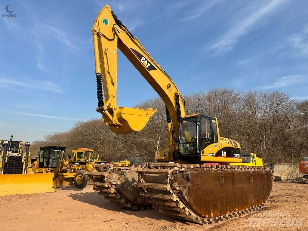 CAT 320 C L Excavadoras anfibio