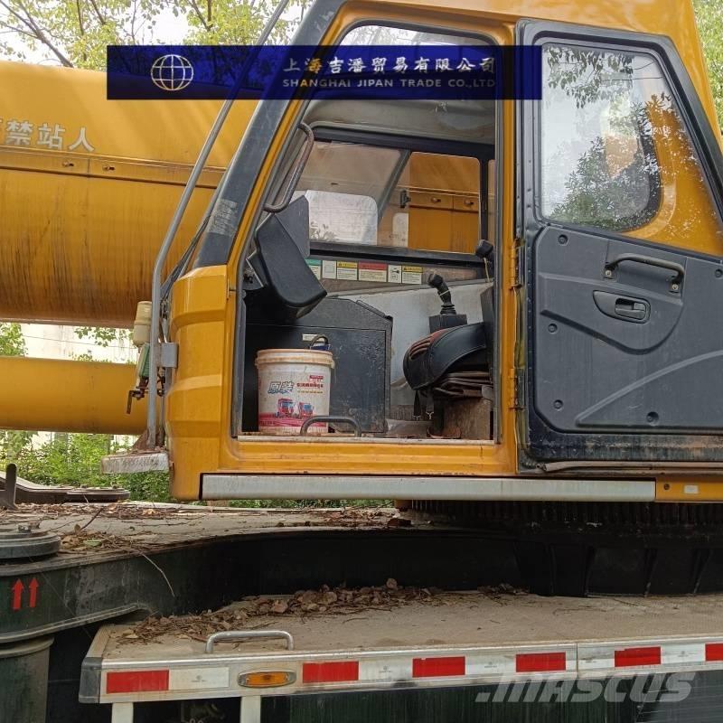 Sany STC 1000A Grúas todo terreno