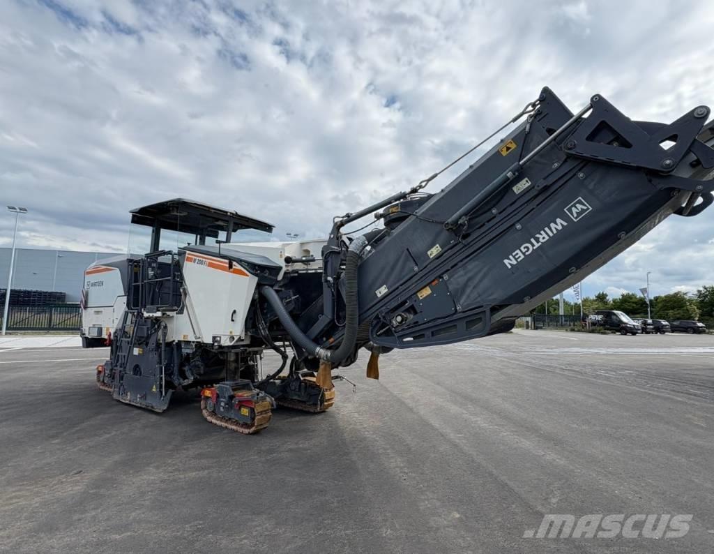Wirtgen W 200 Fi Máquinas moledoras de asfalto en frío