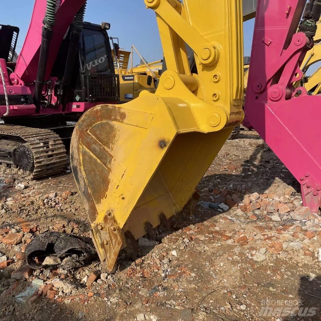 Komatsu PC 240 Excavadoras de cadenas