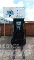 Toyota 02-8 FGF25 Carretillas LPG