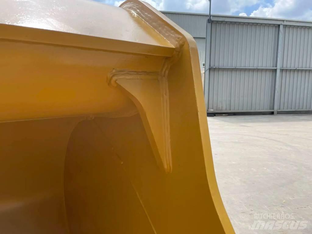 CAT 350 - UB Cucharones