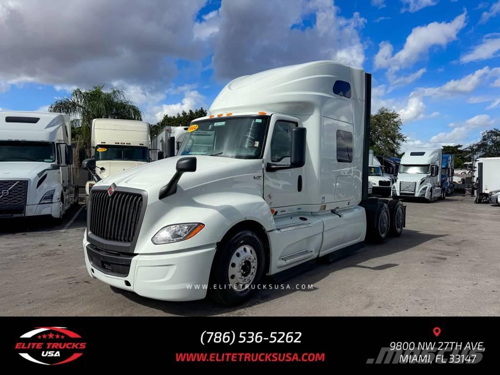 International LT Cabezas tractoras