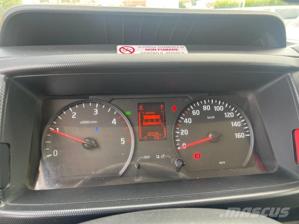Nissan SOCAGE DA324 Plataformas sobre camión