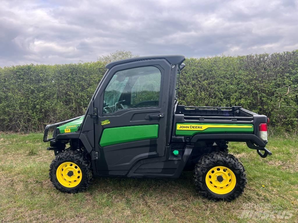 John Deere XUV 865 Maquinaria para servicios públicos