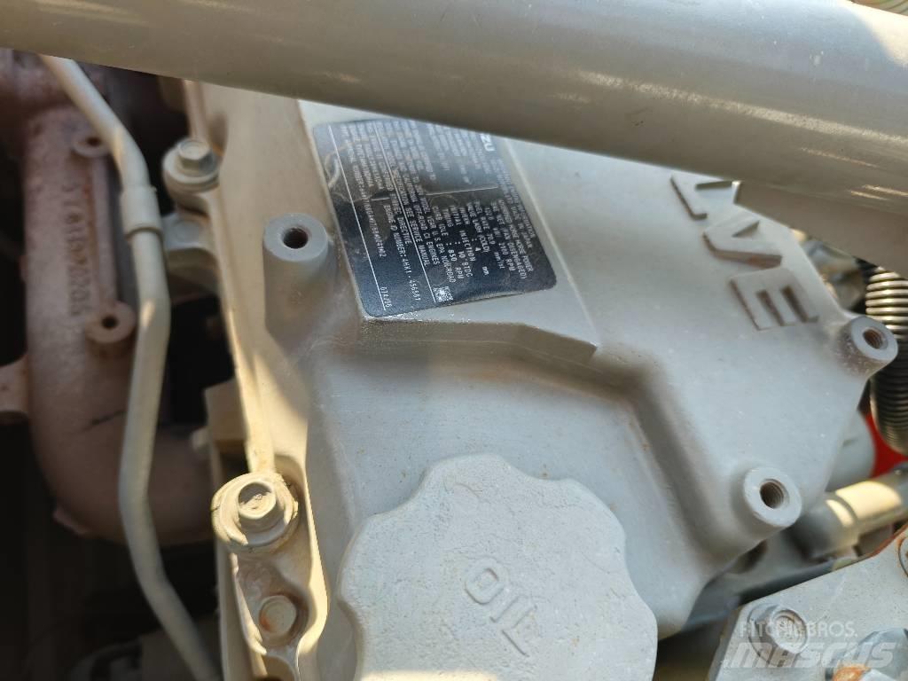 Hitachi ZX 200 Excavadoras de cadenas