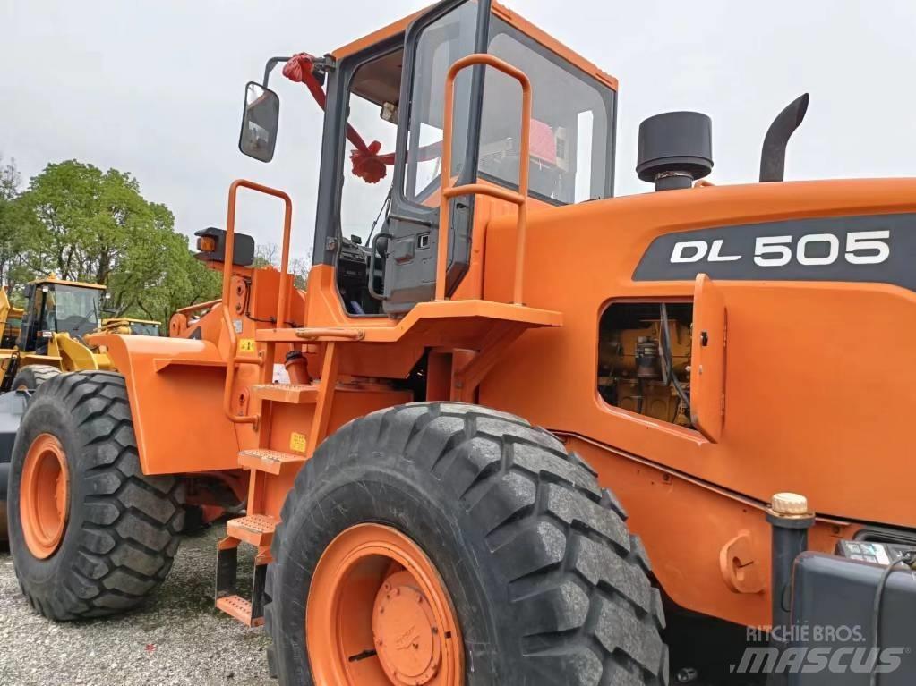Doosan DL505 Cargadoras sobre ruedas
