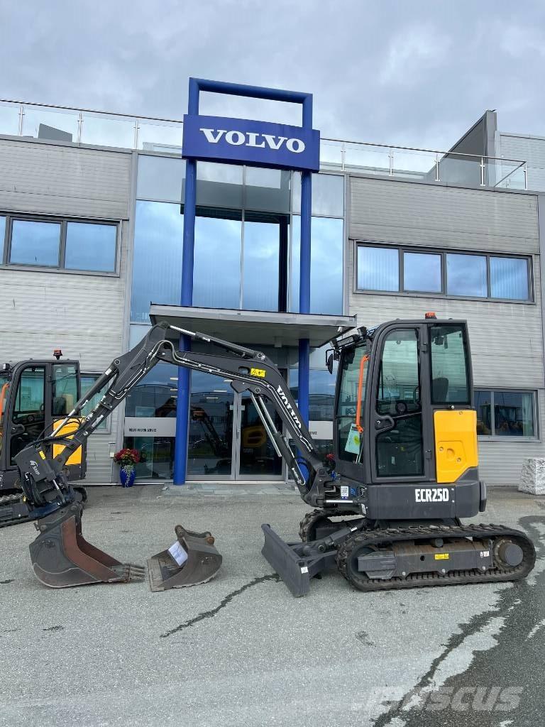 Volvo ECR 25 D Mini excavadoras < 7t
