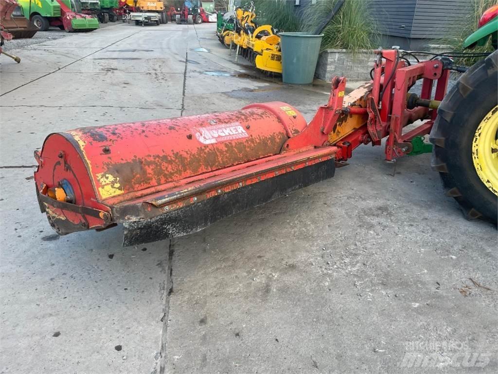 Dücker USM 18 R3 Otros equipos usados para la recolección de forraje