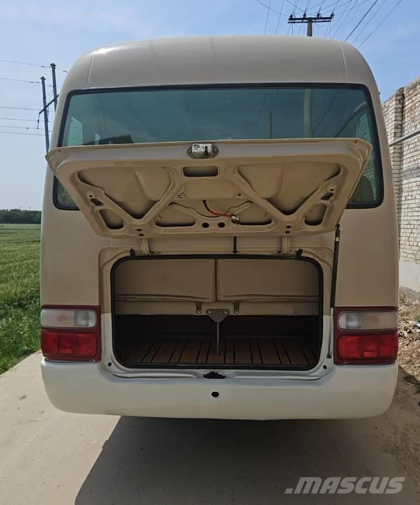 Toyota Coaster Bus Mini autobuses
