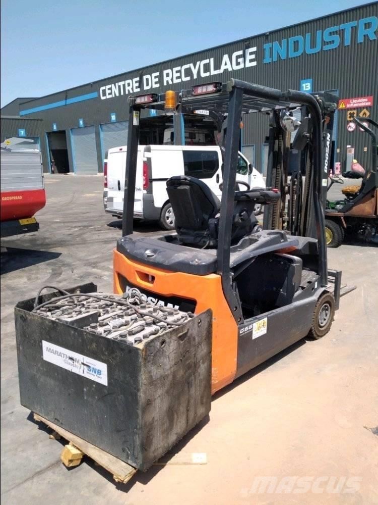 Doosan B 18 T-7 Carretillas de horquilla eléctrica