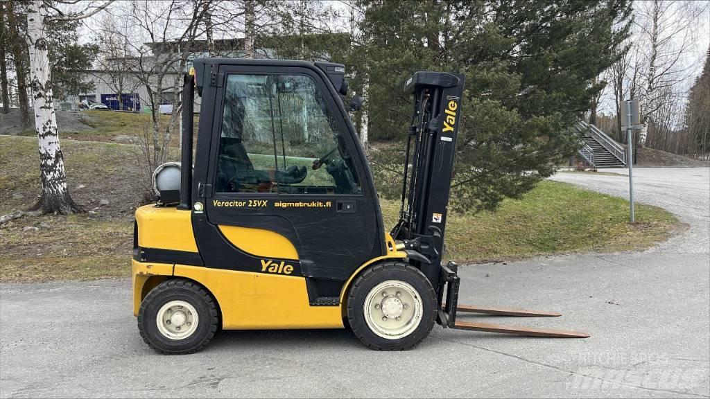 Yale GLP 25 VX Carretillas LPG